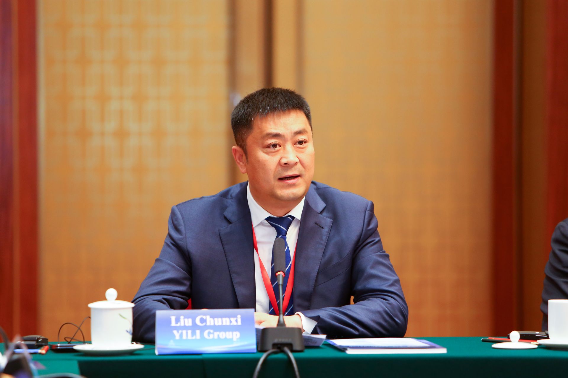 ba54d38f-19b4-403d-86e0-c14fdb3616811753947543491